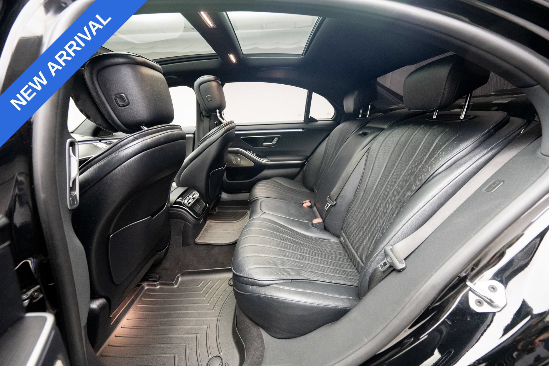 Used 2023 Mercedes-Benz S 500 4MATIC image 15