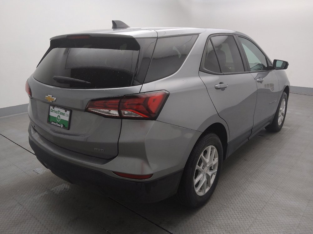 Used 2023 Chevrolet Equinox LS w/ LS Convenience Package image 9