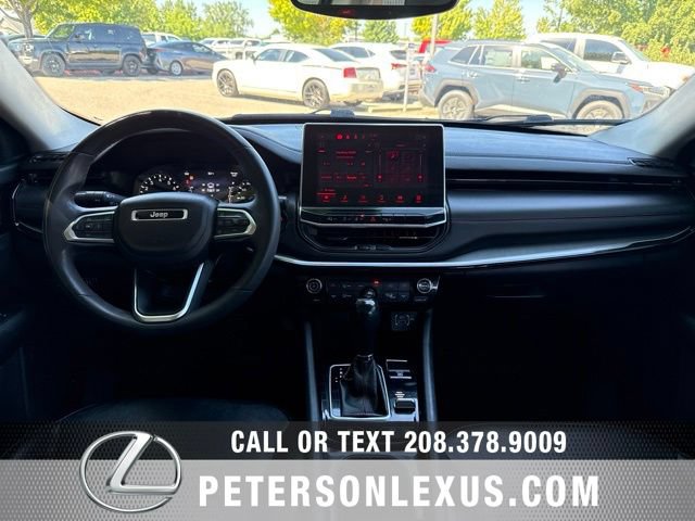 Used 2022 Jeep Compass Trailhawk AWD/4WD image 14