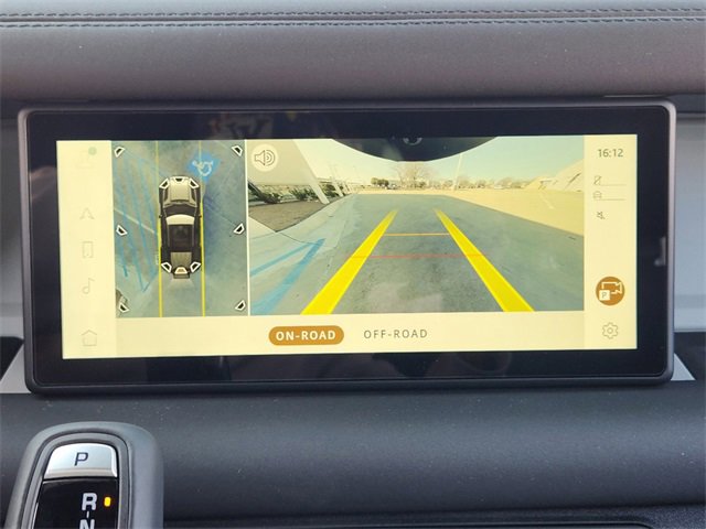 New 2024 Land Rover Defender 110 S image 17