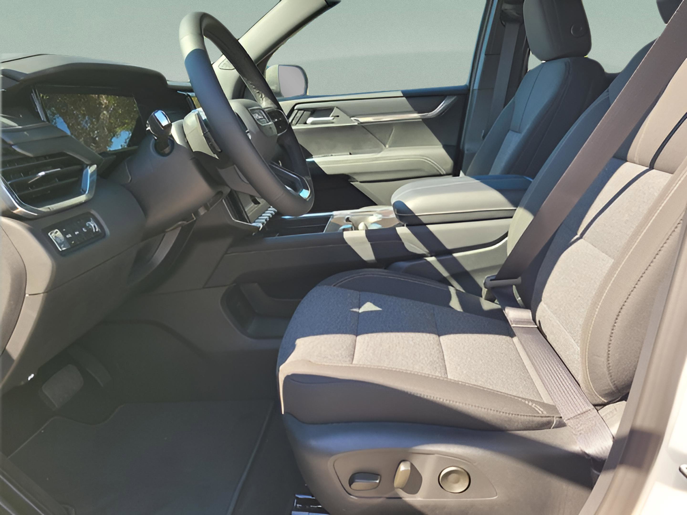 New 2026 GMC Acadia Elevation image 32