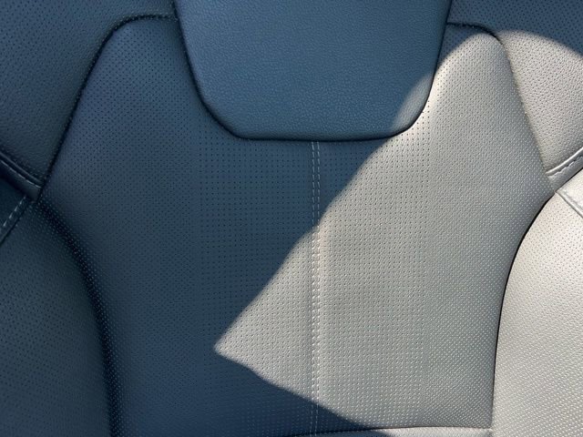 Certified 2023 Kia Telluride EX w/ EX Captain's Chair Package image 43