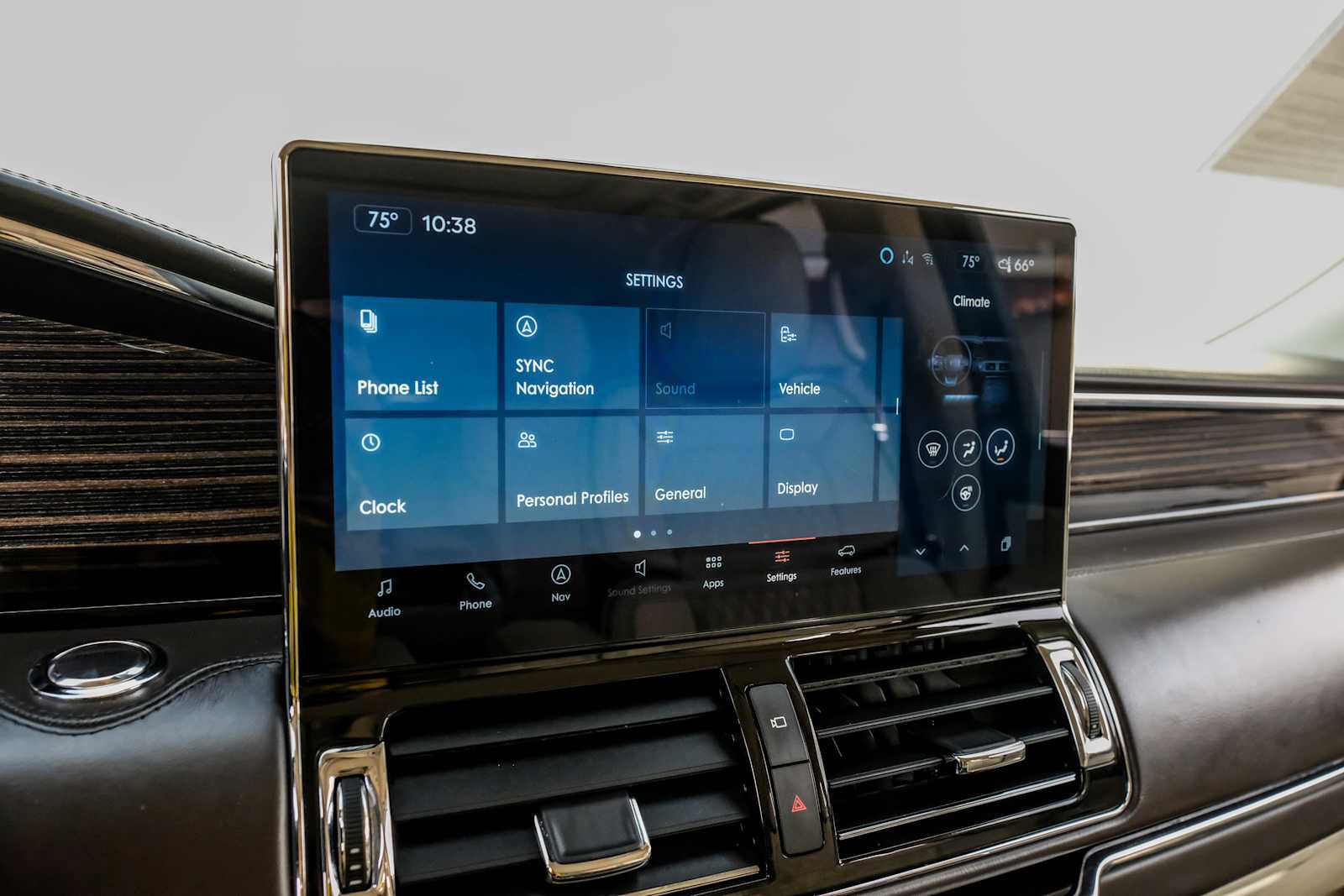 Used 2024 Lincoln Navigator Black Label AWD/4WD image 31