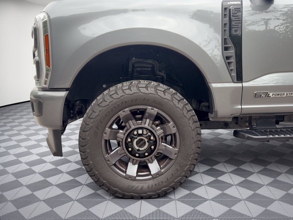 Used 2024 Ford F250 Lariat w/ Sport Appearance Package AWD/4WD image 13
