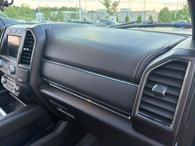 Used 2021 Ford Expedition Limited AWD/4WD image 28