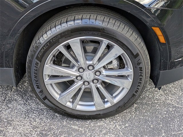 Certified 2025 Cadillac XT5 Premium Luxury image 11