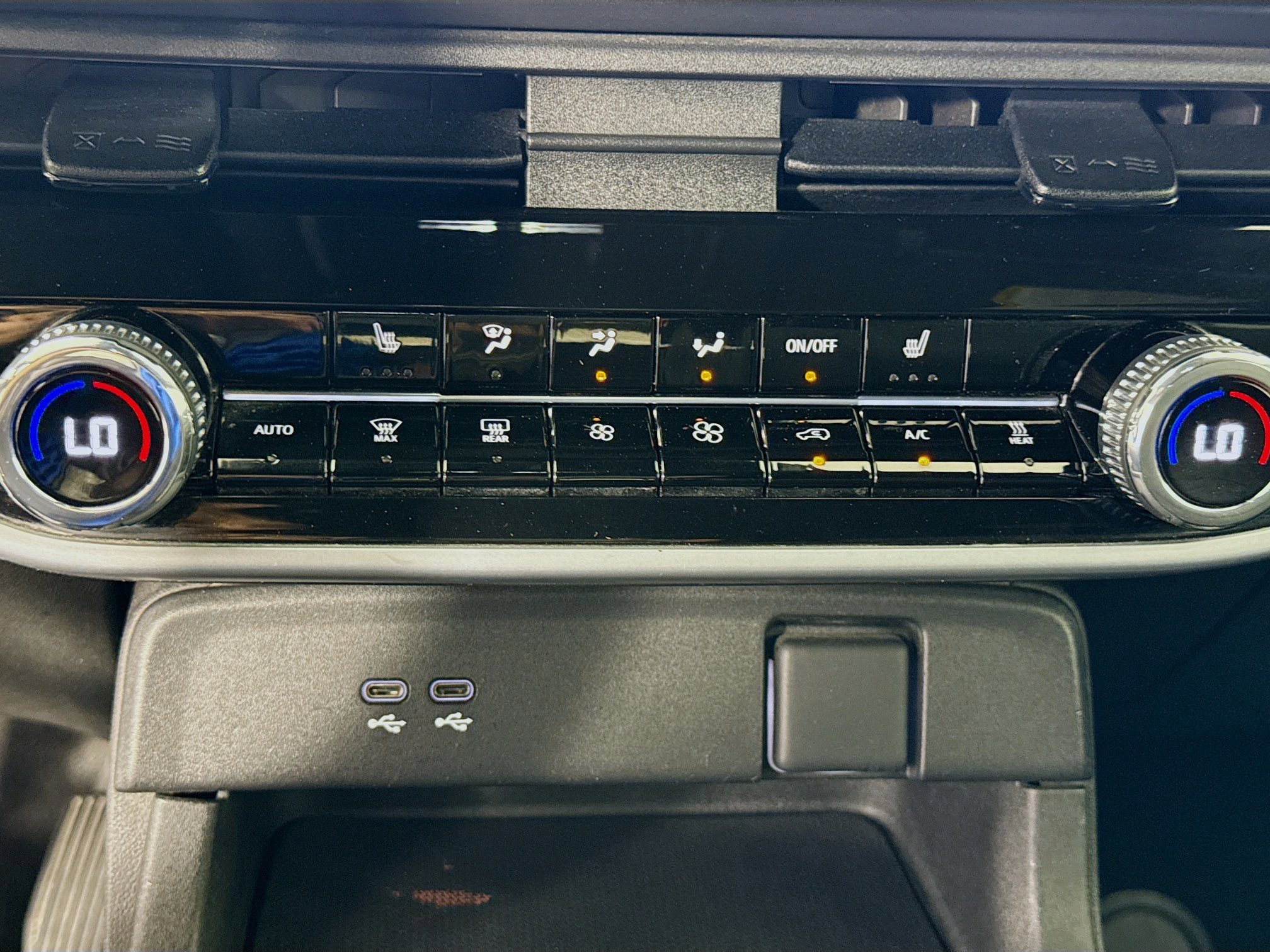 Used 2024 Honda Prologue EX image 16