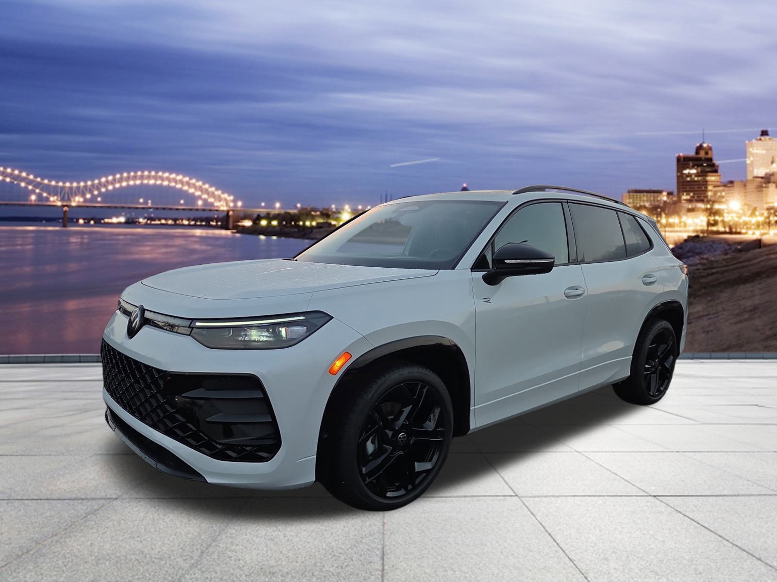 New 2026 Volkswagen Tiguan SE R-Line image 1