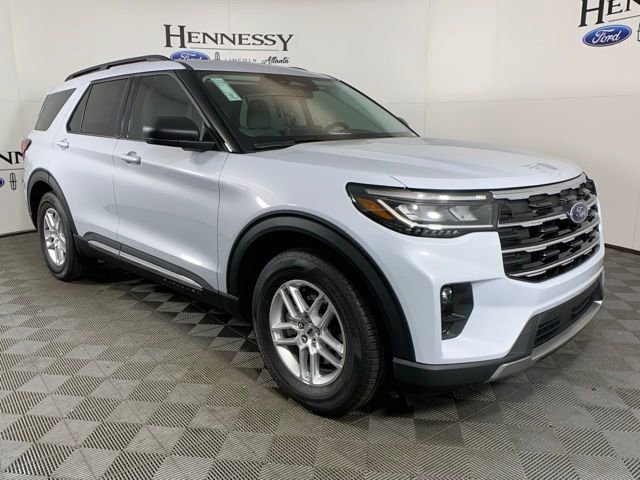 Used 2025 Ford Explorer Active w/ Active Comfort Package image 10