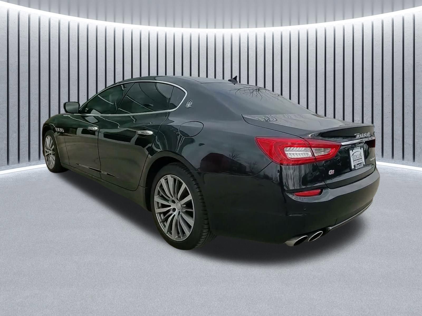Used 2016 Maserati Quattroporte S Q4 AWD/4WD image 15