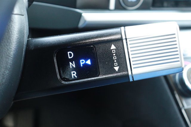 Used 2025 Hyundai Santa Fe SEL FWD image 25