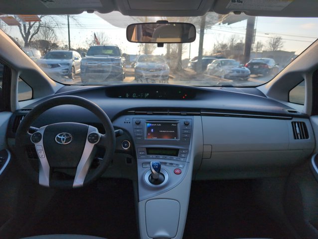 Used 2014 Toyota Prius Two image 14