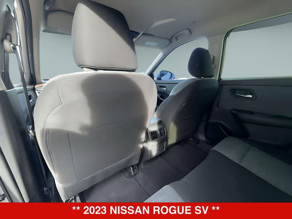 Used 2023 Nissan Rogue SV FWD image 12