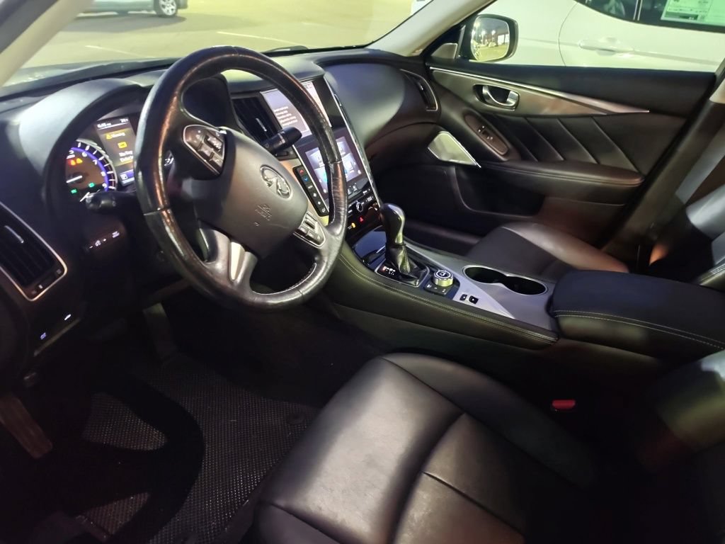 Used 2017 INFINITI Q50 3.0t Premium w/ 3.0T Premium Plus Package AWD/4WD image 10