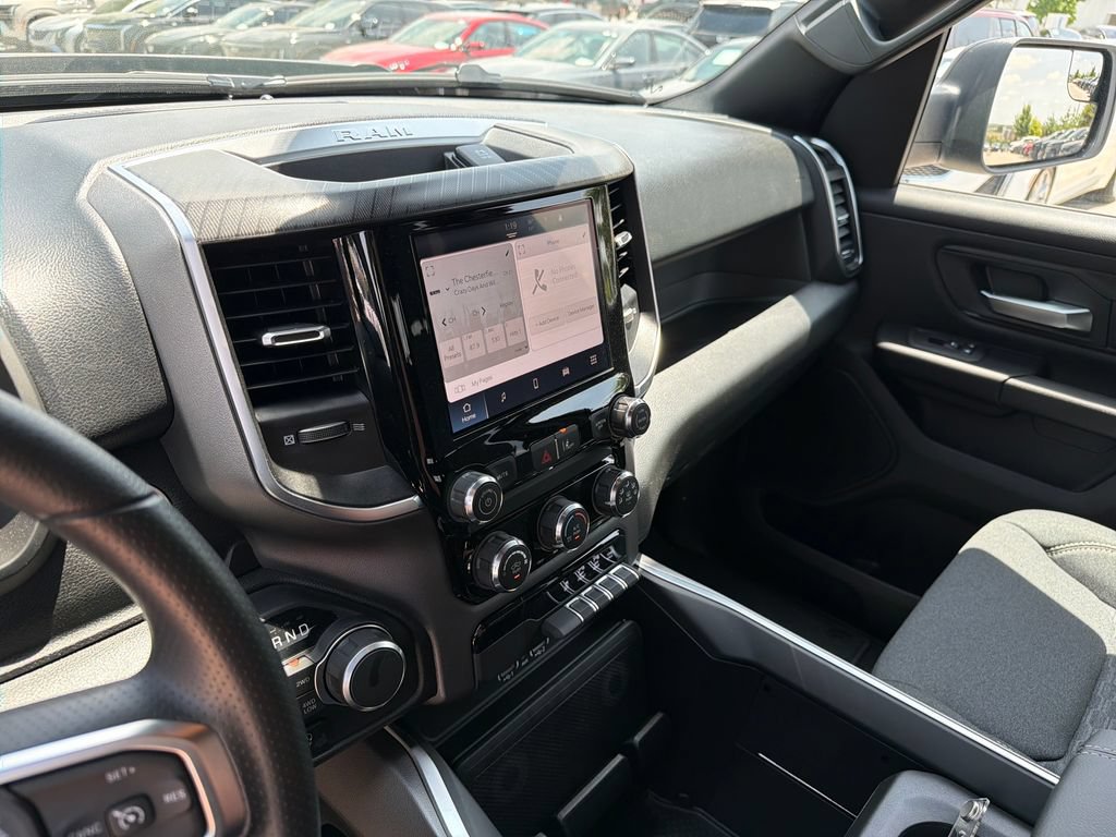 New 2026 RAM 1500 Express AWD/4WD image 26