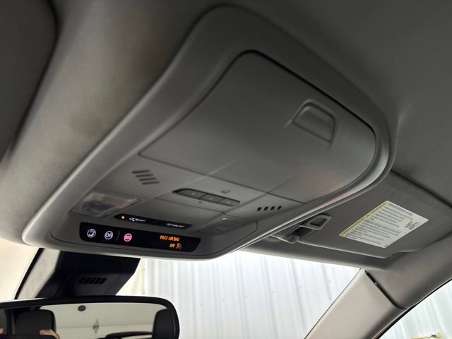 Used 2021 Chevrolet Equinox Premier FWD image 36