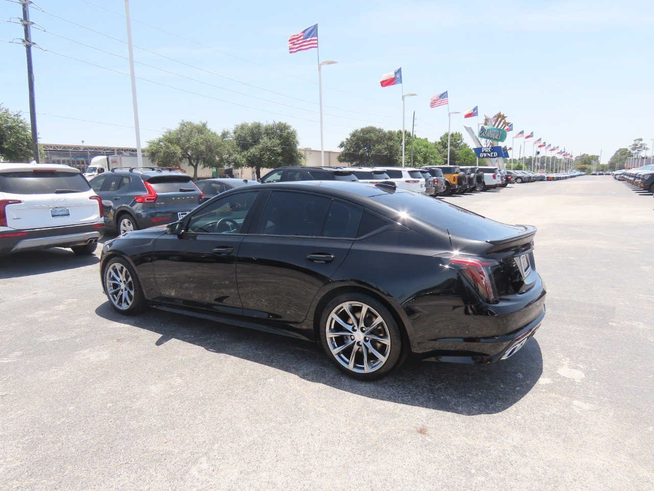 Used 2023 Cadillac CT5 V w/ Premium Package RWD image 16