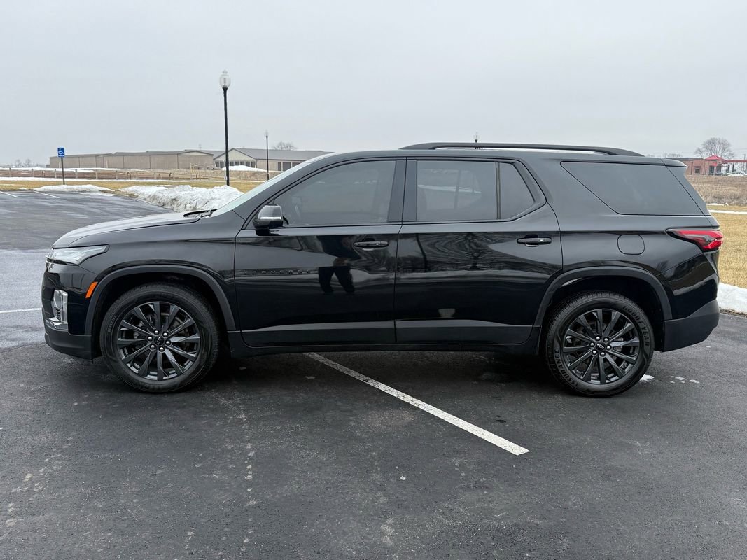 Used 2022 Chevrolet Traverse RS image 8