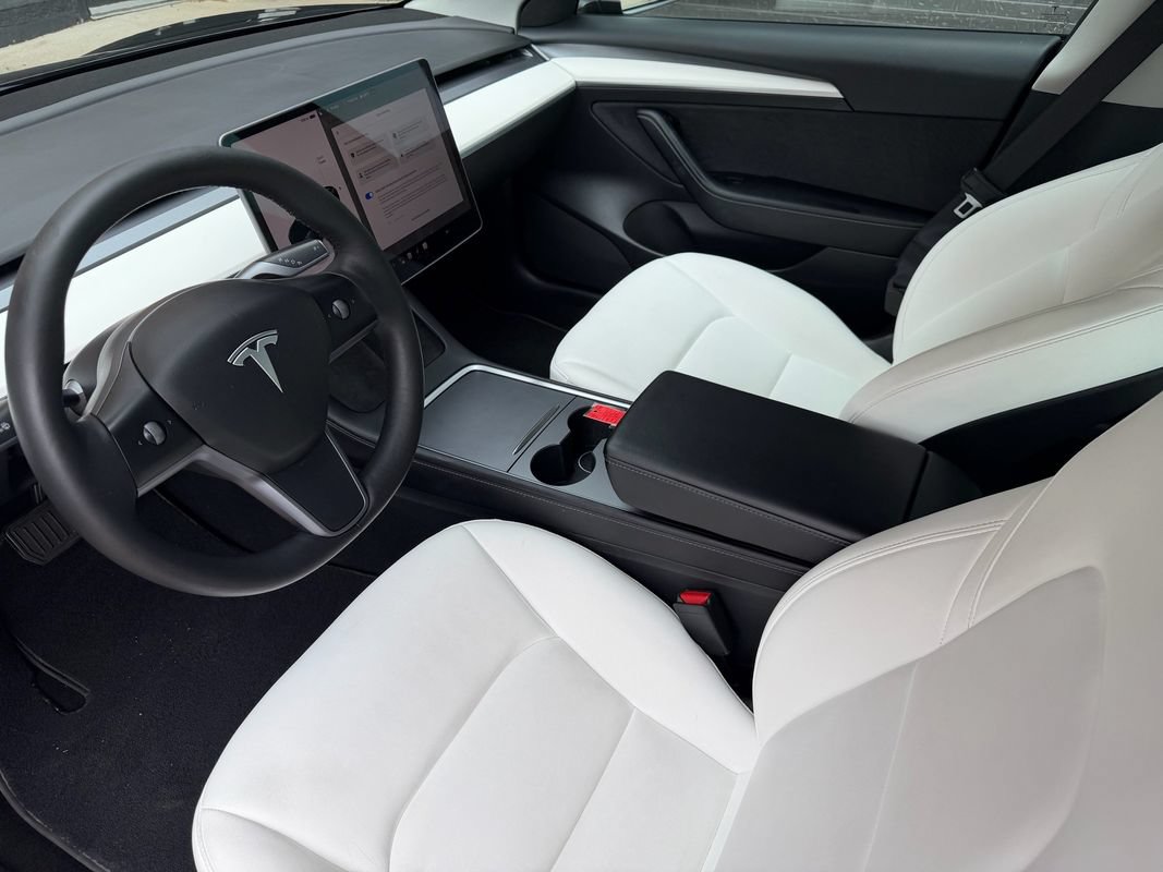 Used 2022 Tesla Model 3 Long Range AWD/4WD image 21