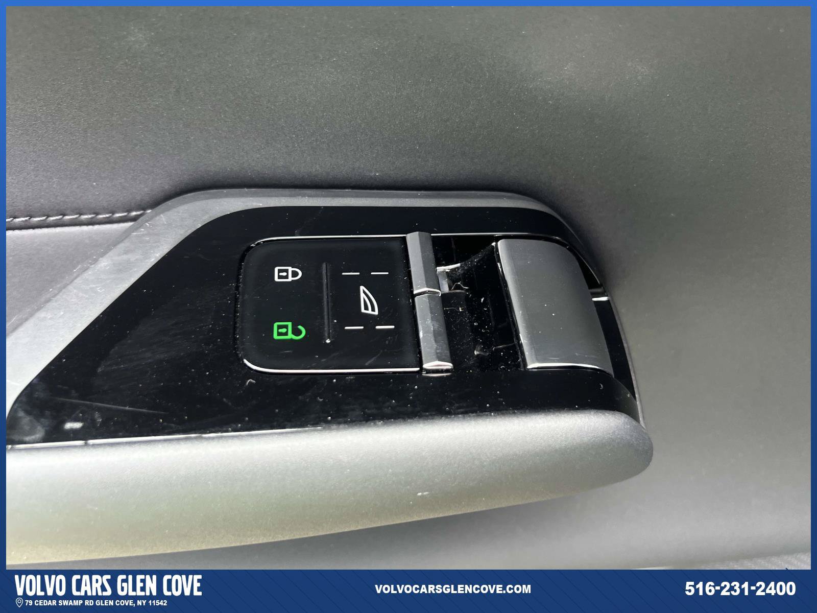 Certified 2025 Volvo EX90 Ultra AWD/4WD image 17
