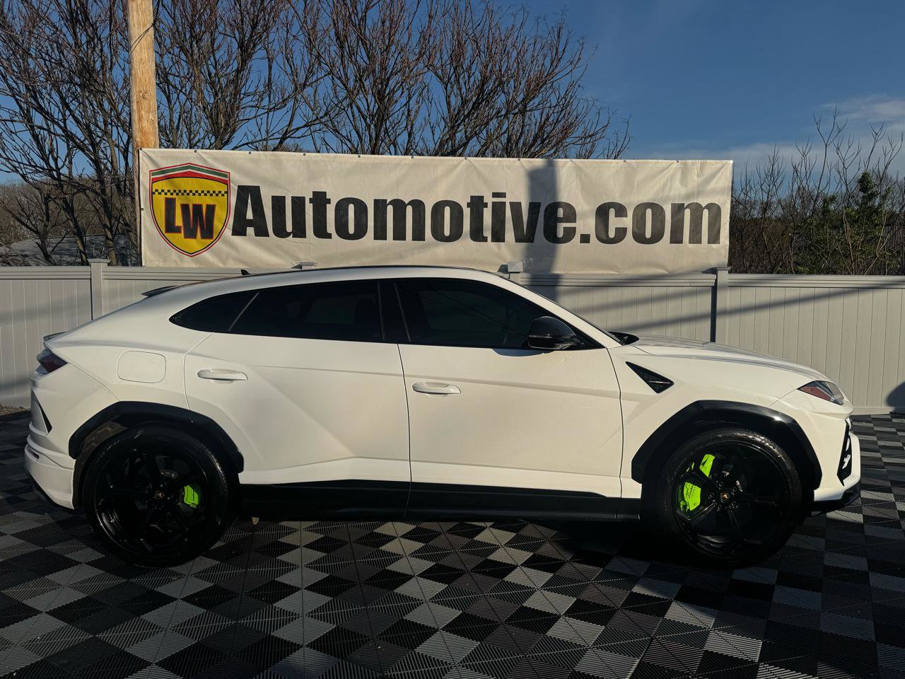 Used 2022 Lamborghini Urus image 5