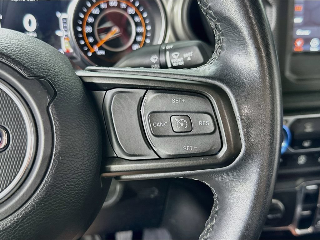 Used 2021 Jeep Gladiator Sport AWD/4WD image 23