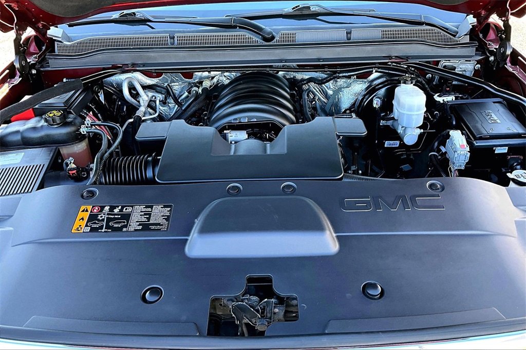 Used 2017 GMC Yukon Denali w/ Open Road Package image 31