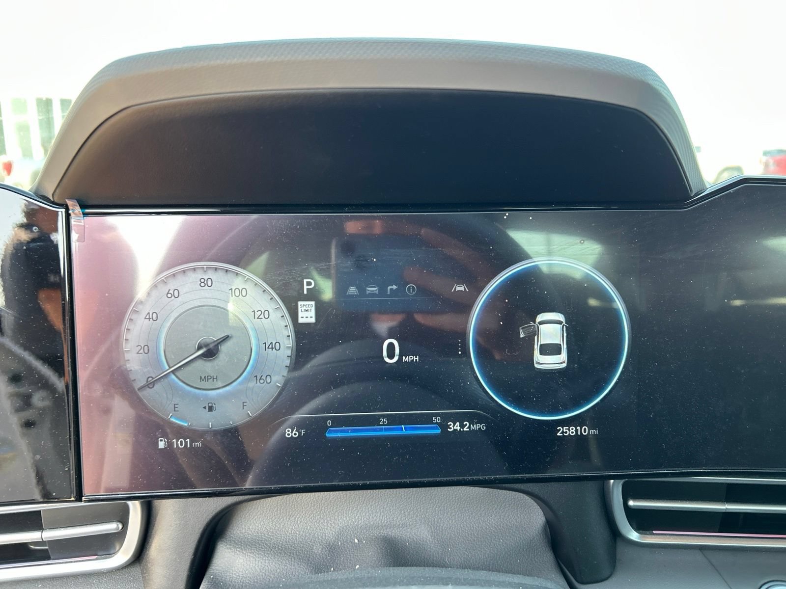 Used 2024 Hyundai Elantra SEL FWD image 11
