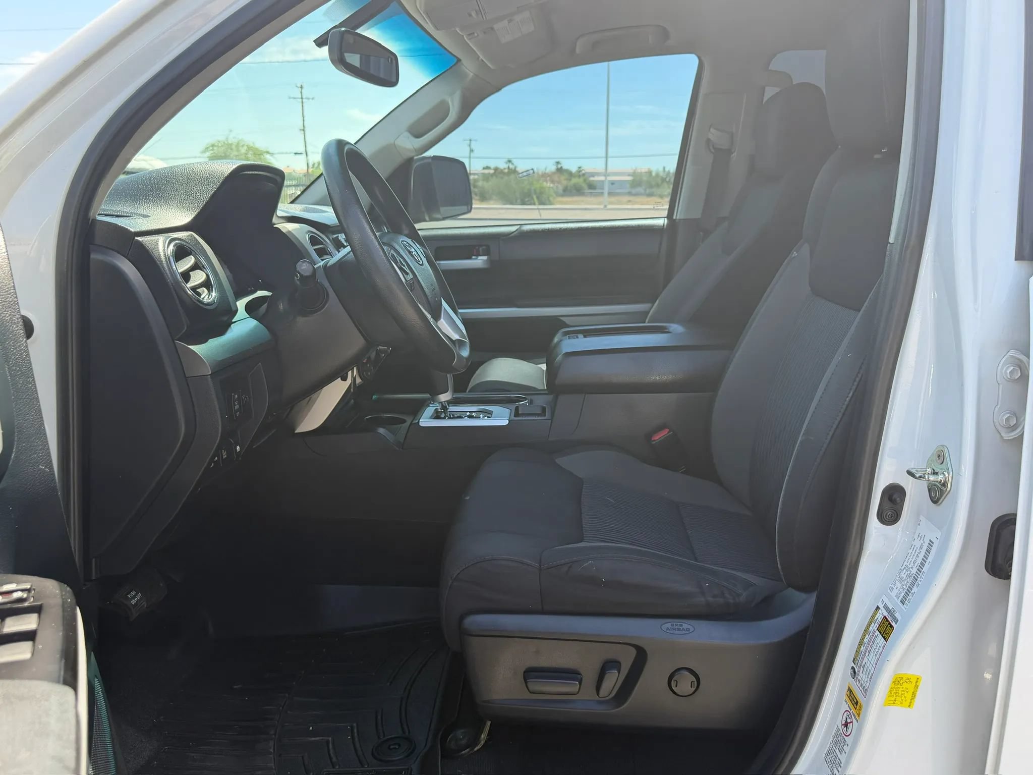 Used 2016 Toyota Tundra SR5 w/ SR5 Upgrade Package RWD image 15