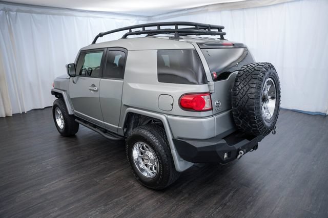 Used 2011 Toyota FJ Cruiser 4WD w/ Upgrade Pkg image 11