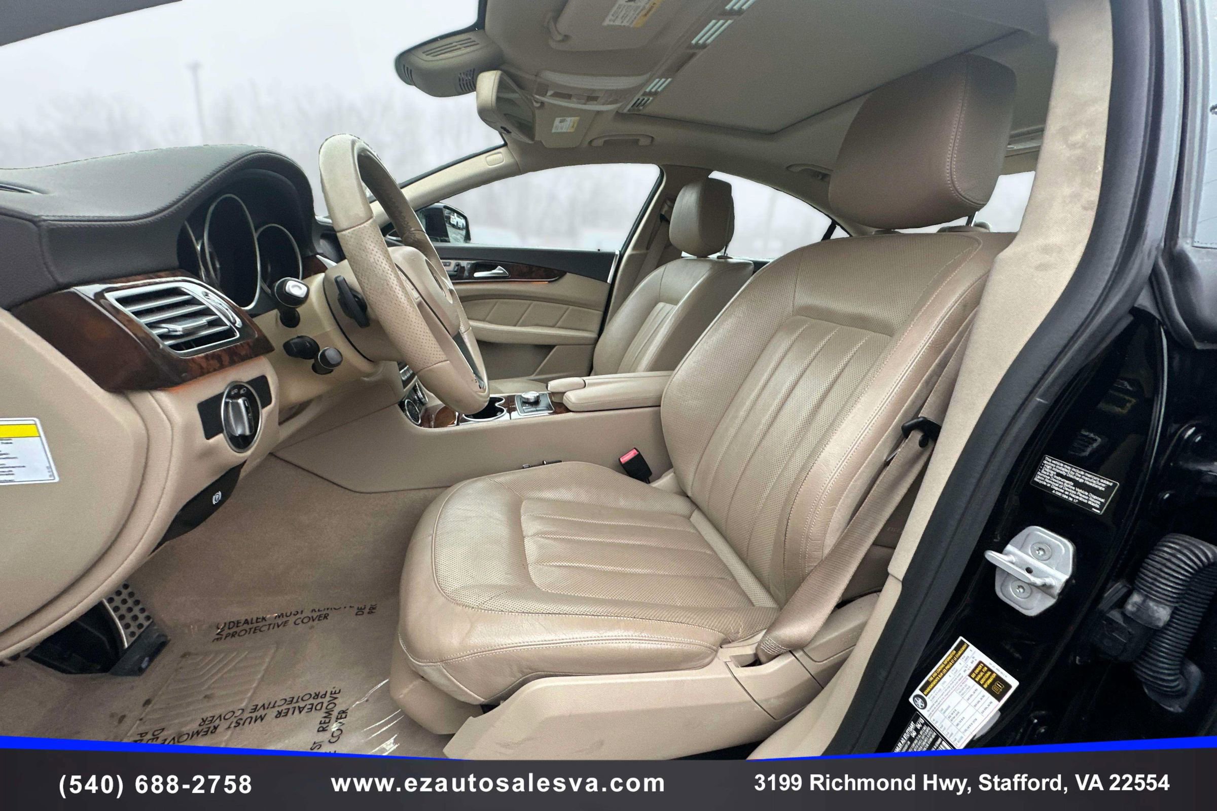 Used 2014 Mercedes-Benz CLS 550 4MATIC w/ Premium 1 Package image 14