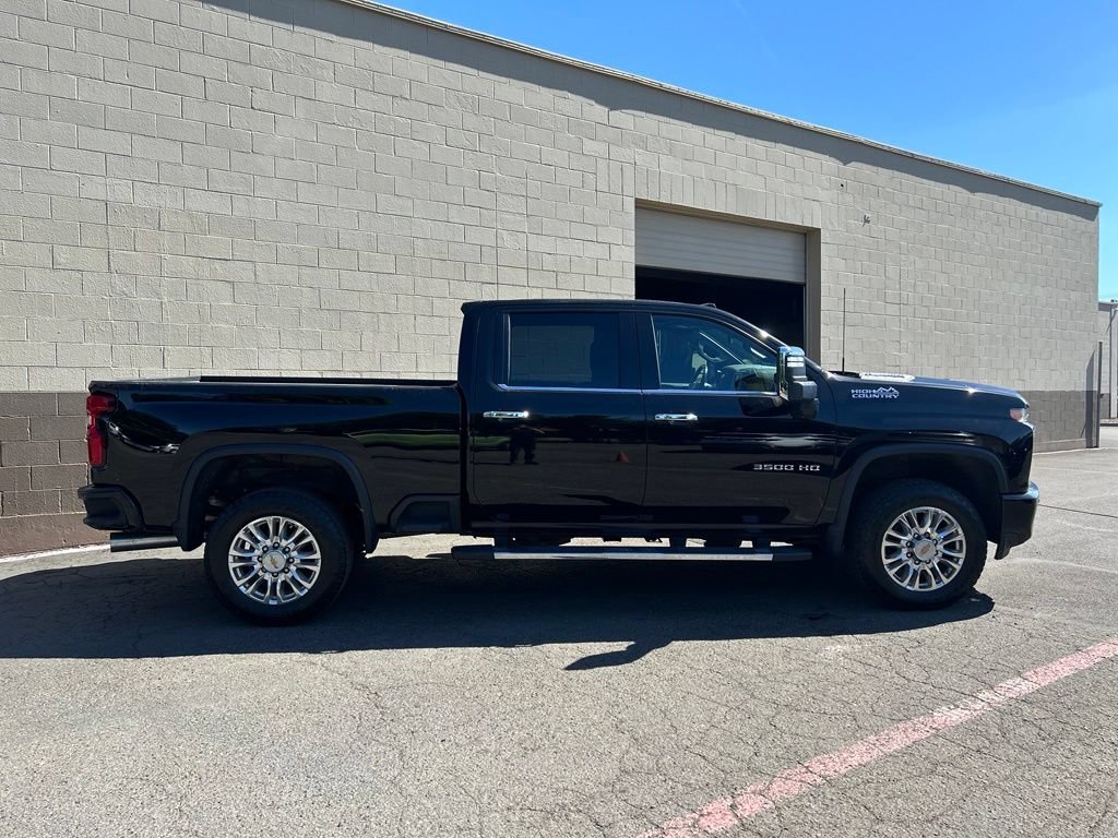 Used 2023 Chevrolet Silverado 3500 High Country w/ Z71 Off-Road Package AWD/4WD image 3
