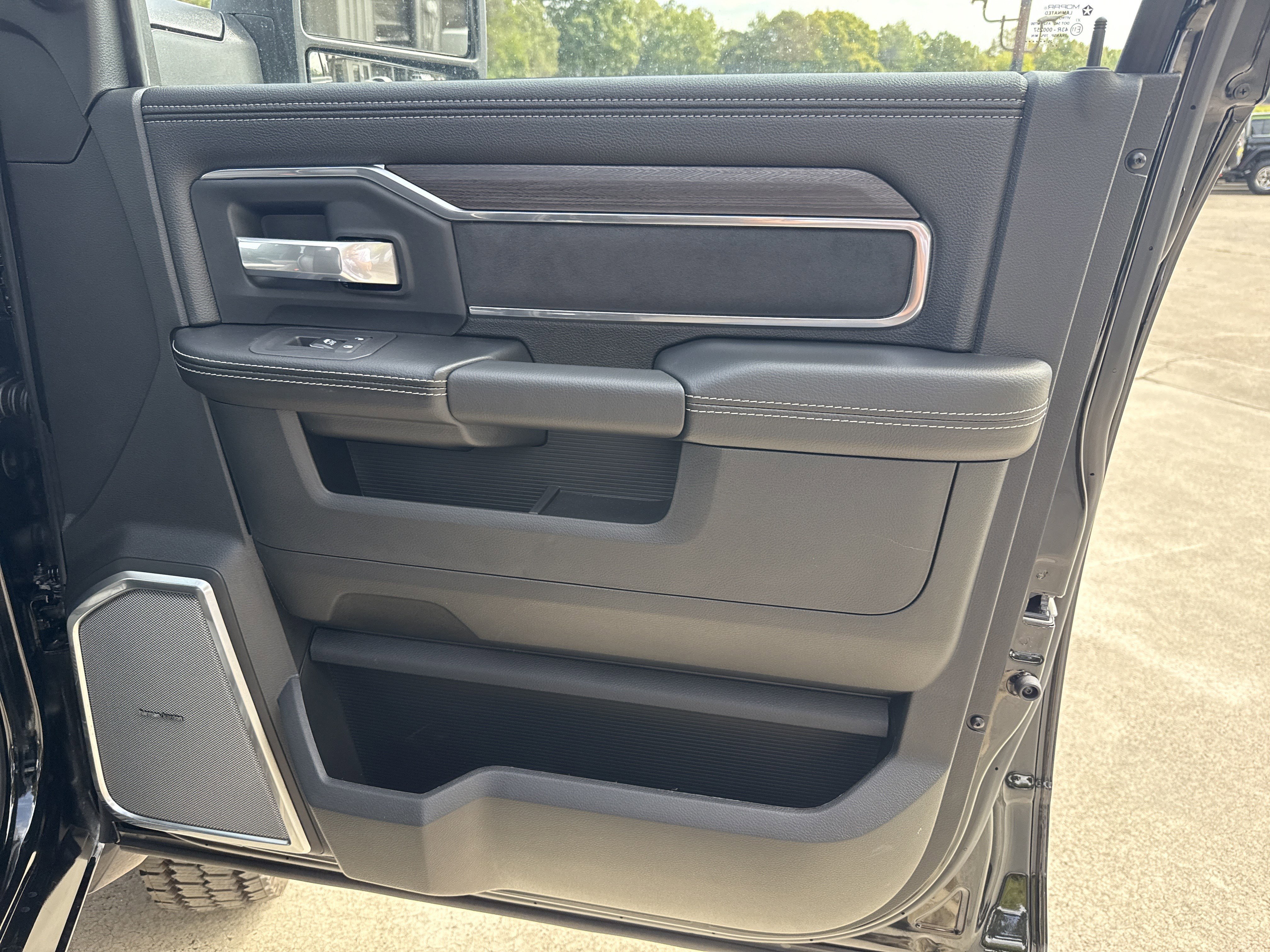 New 2026 RAM 5500 4x4 Crew Cab image 16