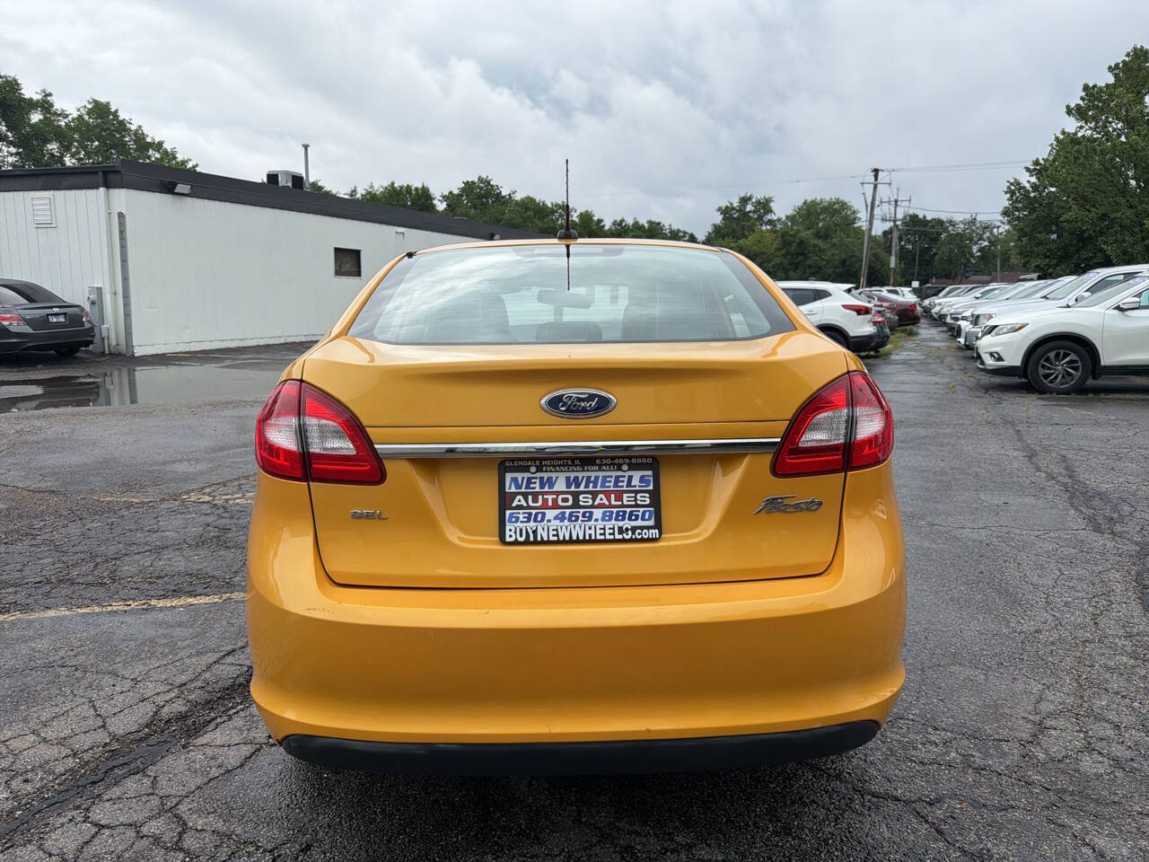 Used 2011 Ford Fiesta SEL w/ 301A Rapid Spec Order Code FWD image 5