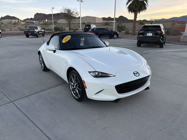 Used 2021 MAZDA MX-5 Miata Grand Touring image 3