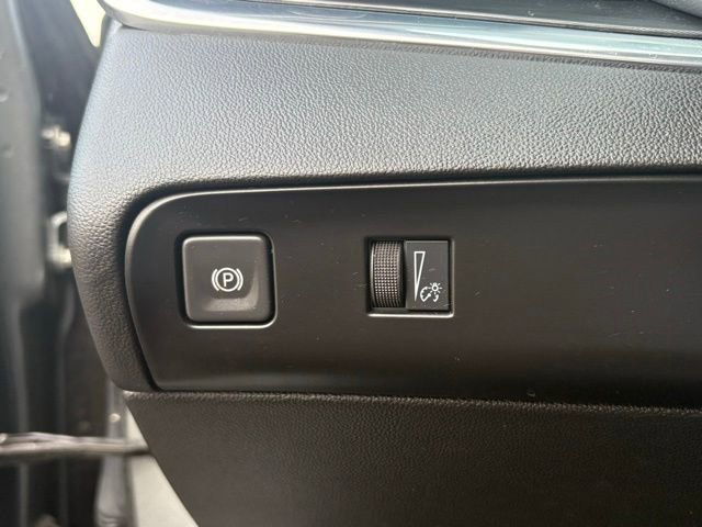 Certified 2023 Buick Enclave Essence image 30
