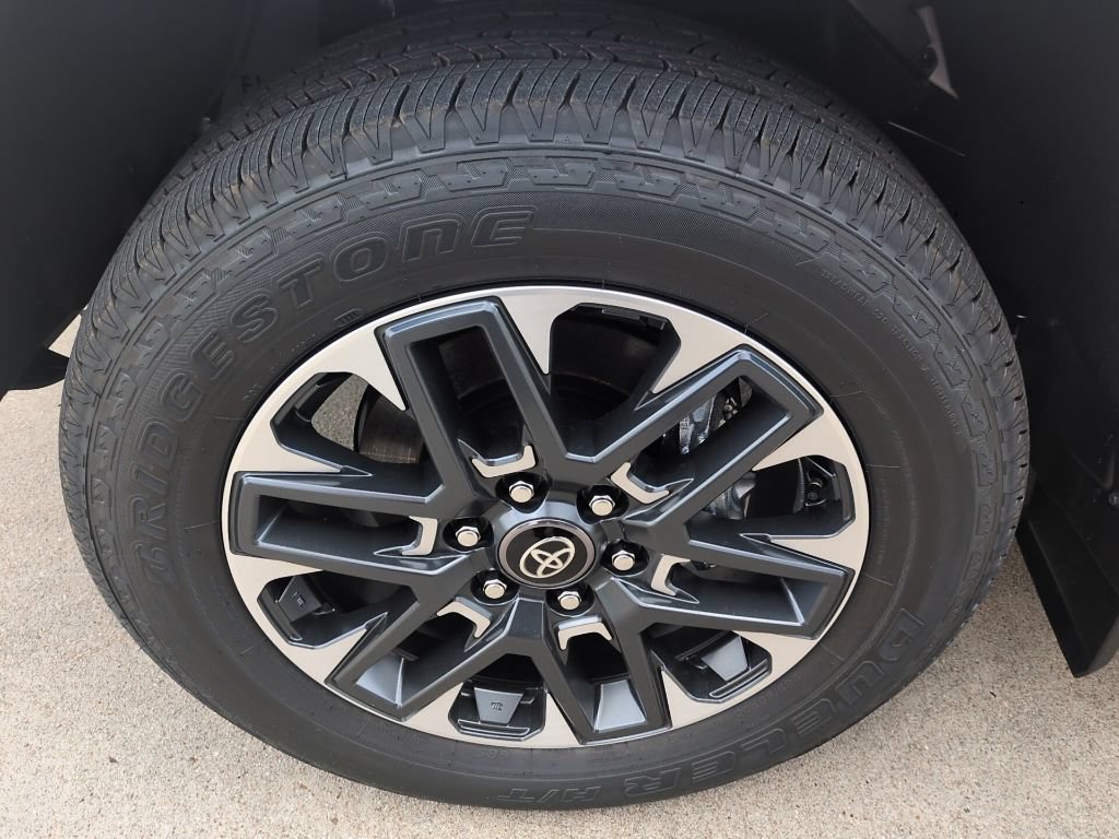 New 2026 Toyota Tundra Limited RWD image 30