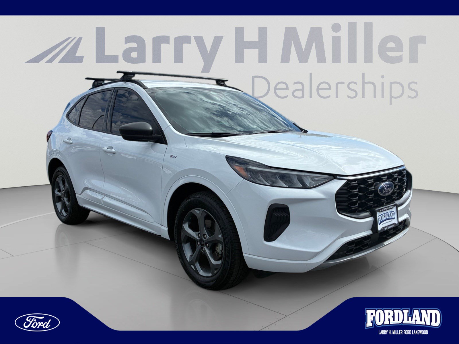 Used 2023 Ford Escape ST-Line AWD/4WD image 7