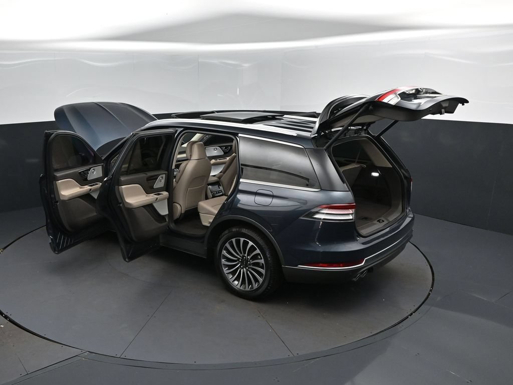 Used 2022 Lincoln Aviator Reserve w/ Equipment Group 201A RWD image 48
