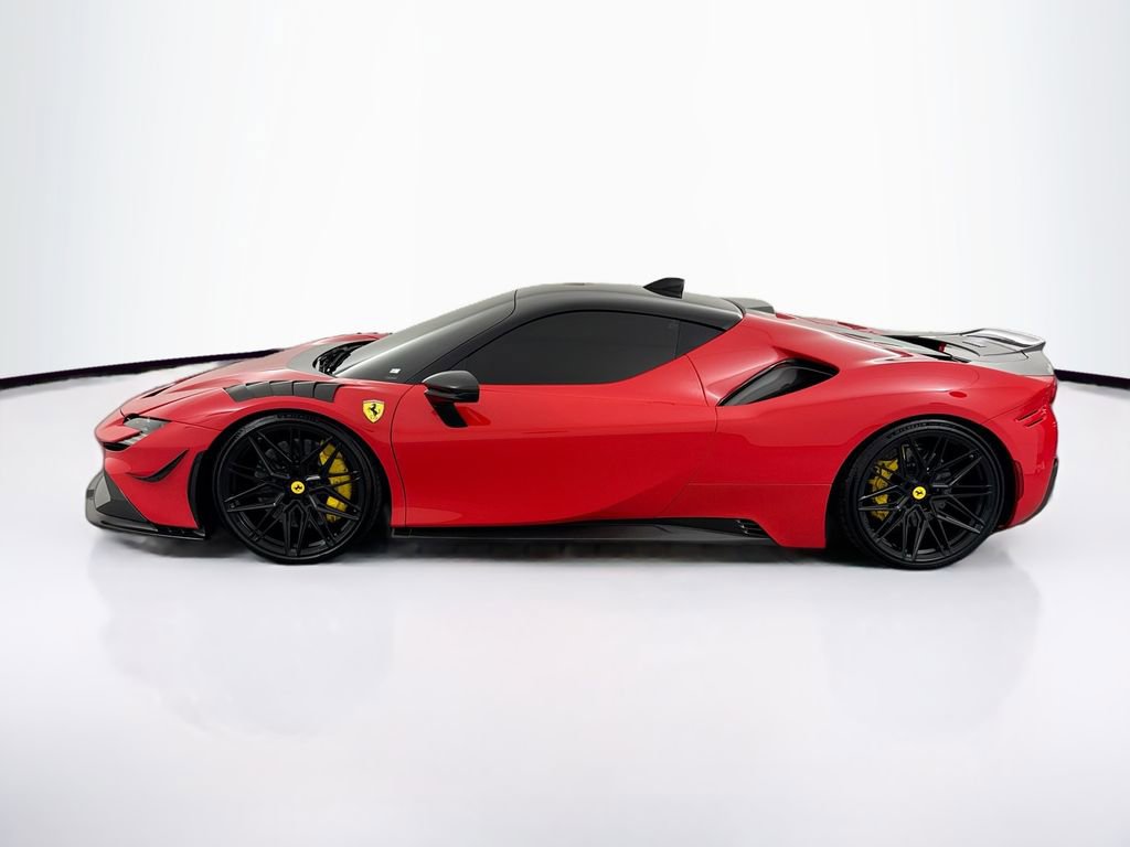Used 2023 Ferrari SF90 Stradale AWD/4WD image 8