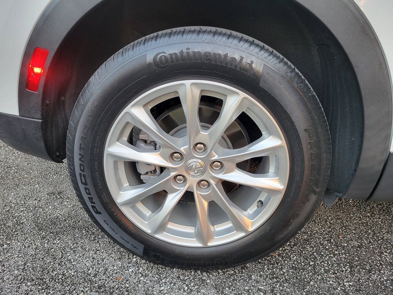 Used 2021 Buick Envision Preferred FWD image 16