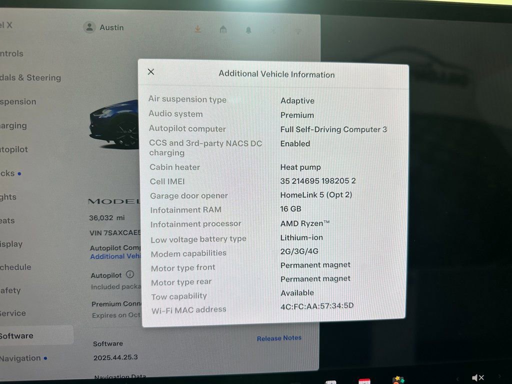 Used 2022 Tesla Model X image 2