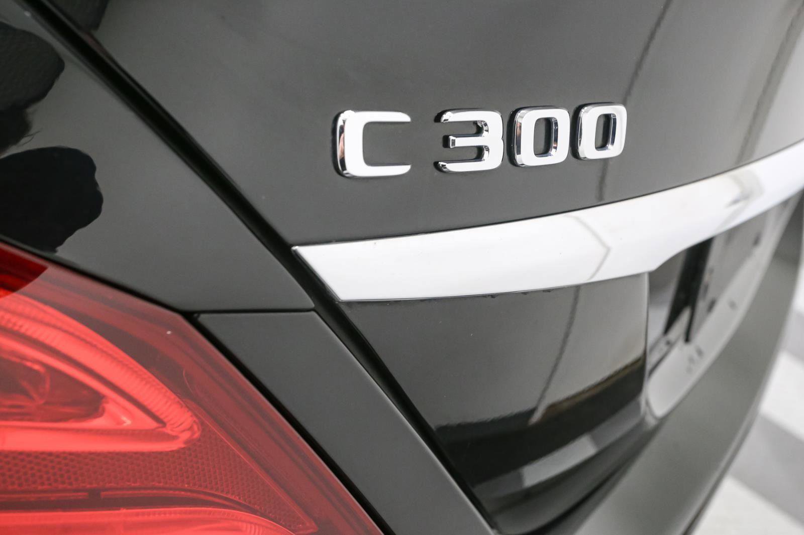 Used 2017 Mercedes-Benz C 300 4MATIC Sedan image 10