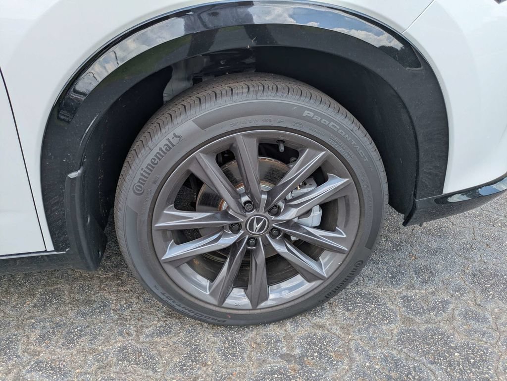 Used 2026 Acura MDX w/ Technology Package FWD image 11