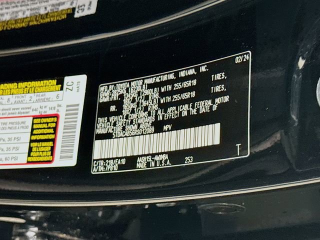 Used 2024 Toyota Grand Highlander AWD Hybrid image 34