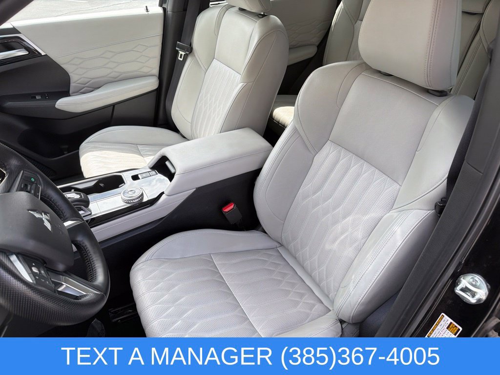 Used 2025 Mitsubishi Outlander SEL AWD/4WD image 14