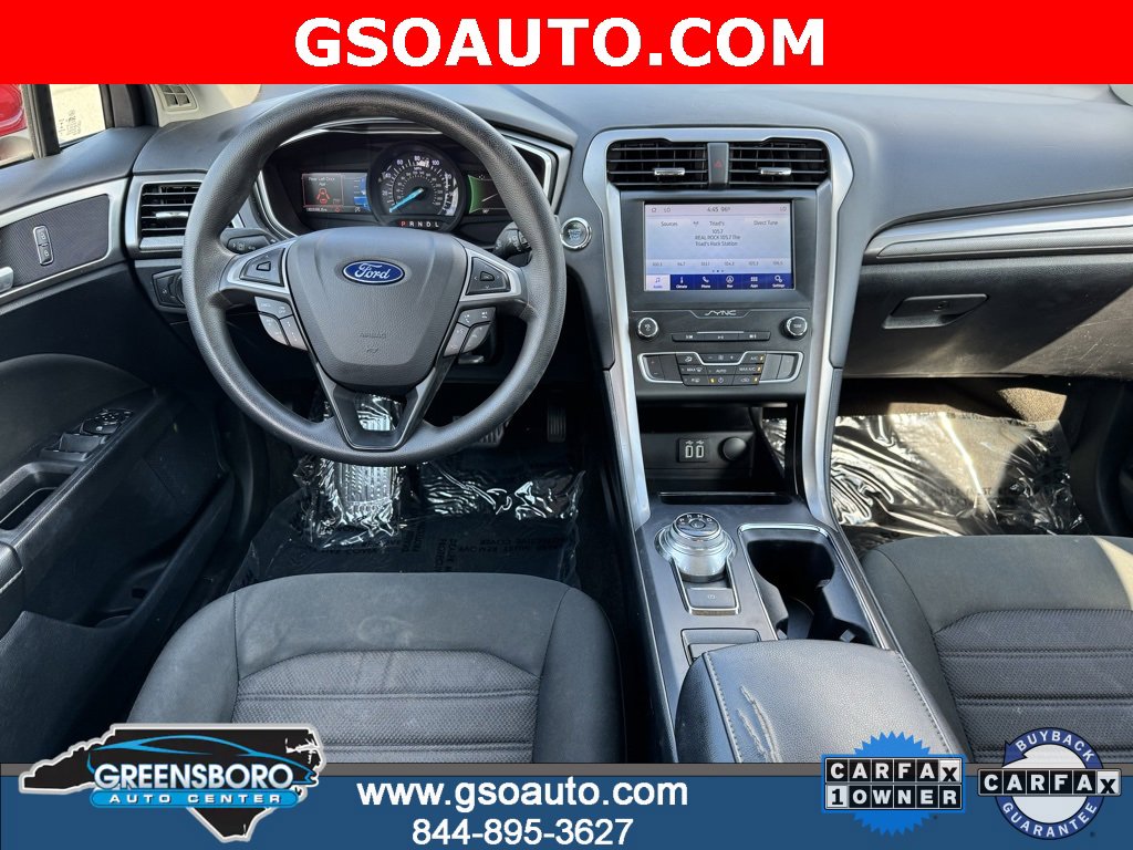 Used 2020 Ford Fusion SE image 4