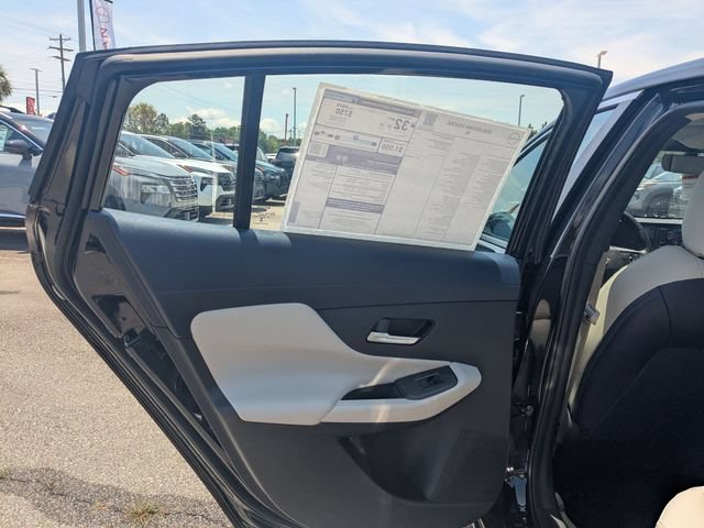 New 2026 Nissan Sentra SL w/ Floor Mat Package FWD image 24