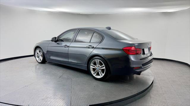 Used 2016 BMW 320i Sedan w/ Sport Package RWD image 13