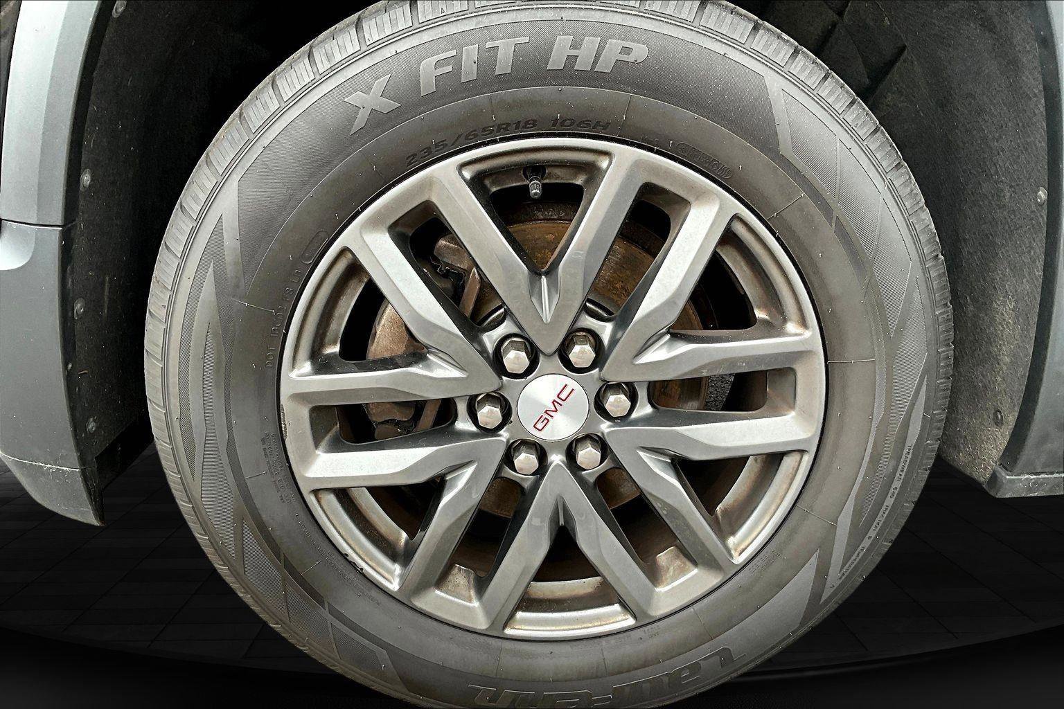 Used 2019 GMC Acadia SLT image 34